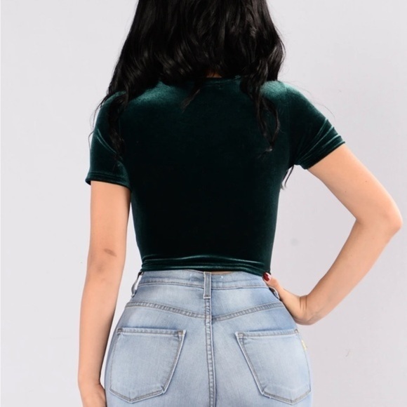 Hunter Green Velvet Velour Crewneck Short Sleeve Top Blouse, Size M - Picture 2 of 7